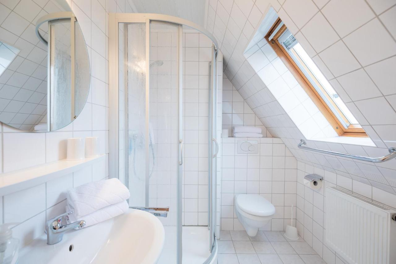 Direkt Am Deich - Ferienwohnung Oland Im Gaestehaus Am Badedeich Dagebüll Exterior foto